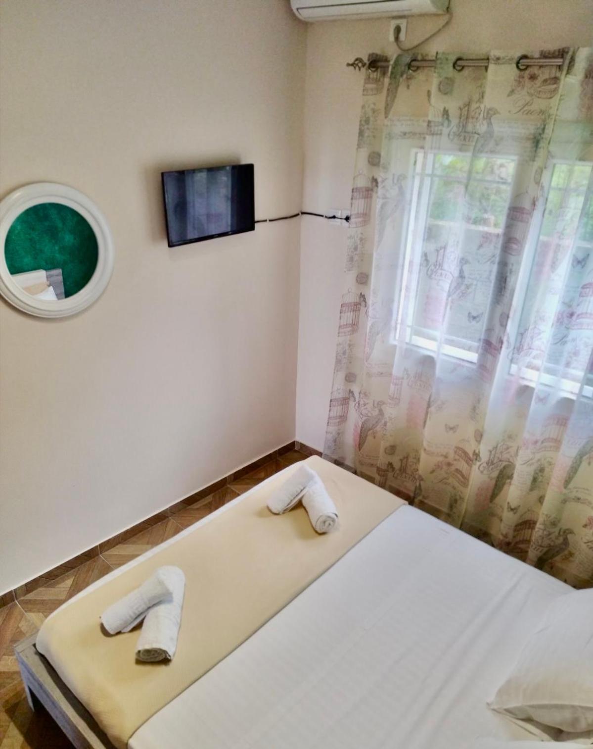 Dagos Rooms Dhërmi エクステリア 写真
