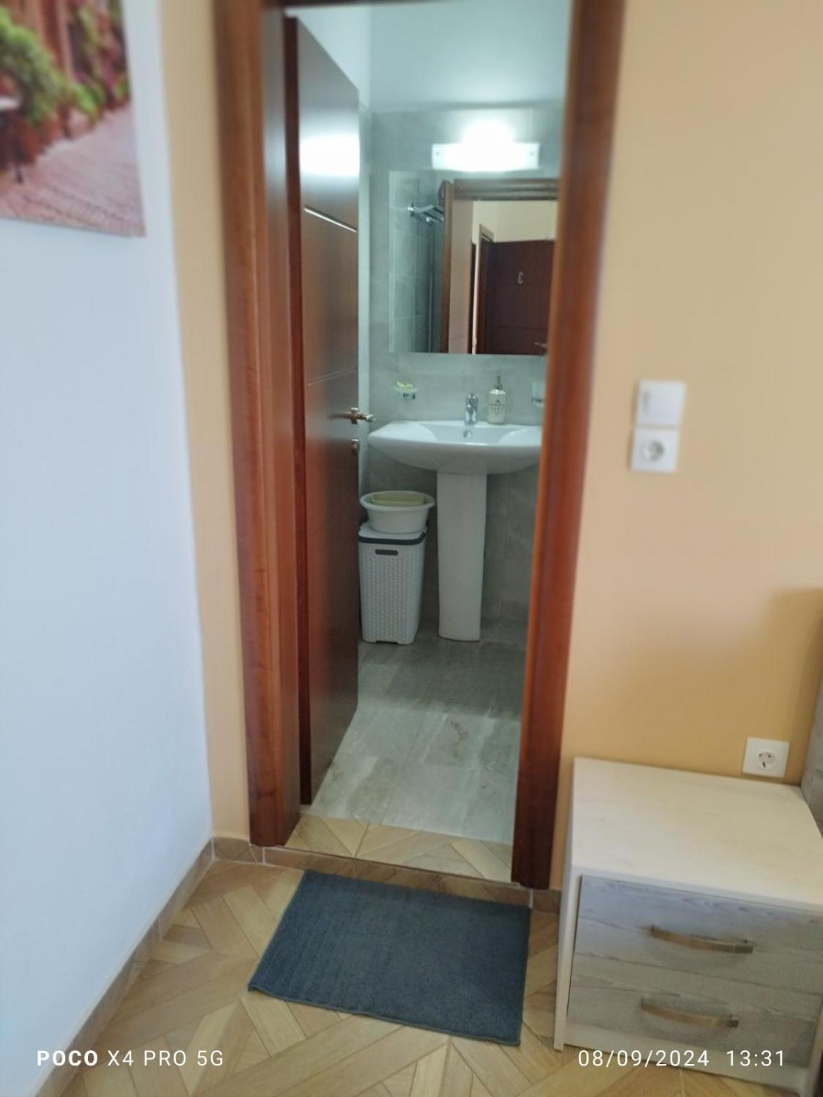 Dagos Rooms Dhërmi エクステリア 写真